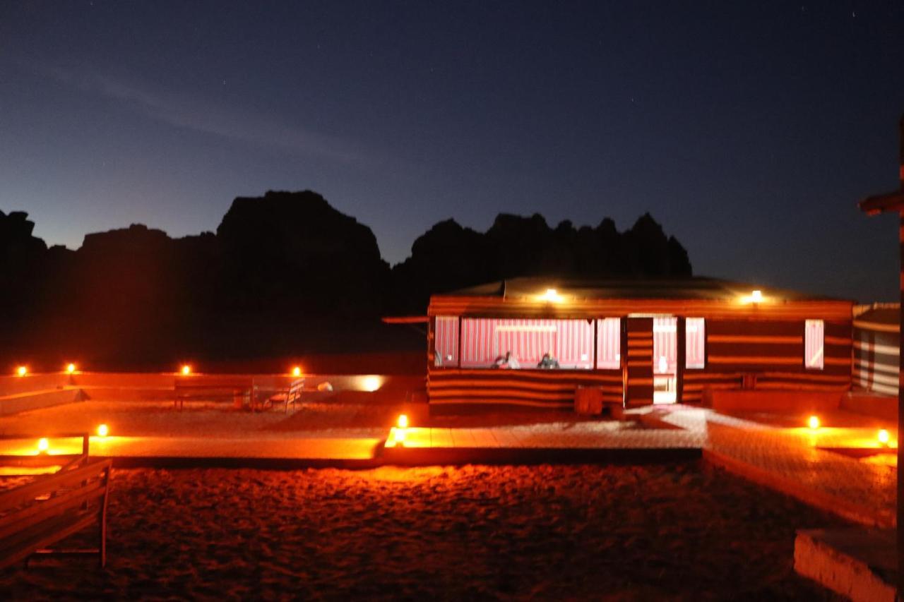 Wadi Rum Legend Camp ภายนอก รูปภาพ