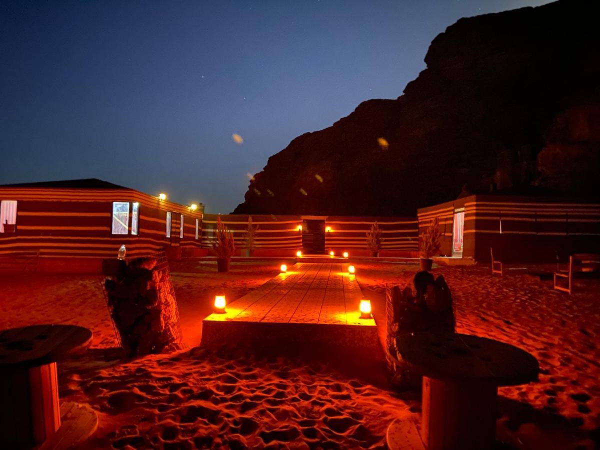 Wadi Rum Legend Camp ภายนอก รูปภาพ